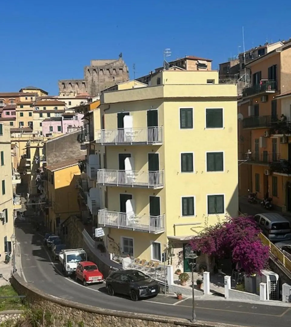 Pensione Week End Porto Santo Stefano