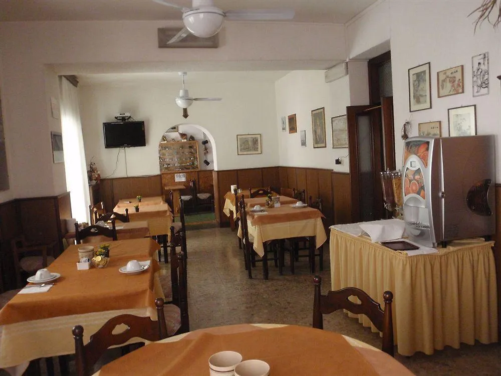Pensione Week End Porto Santo Stefano  Hotel Porto Santo Stefano (Grosseto)